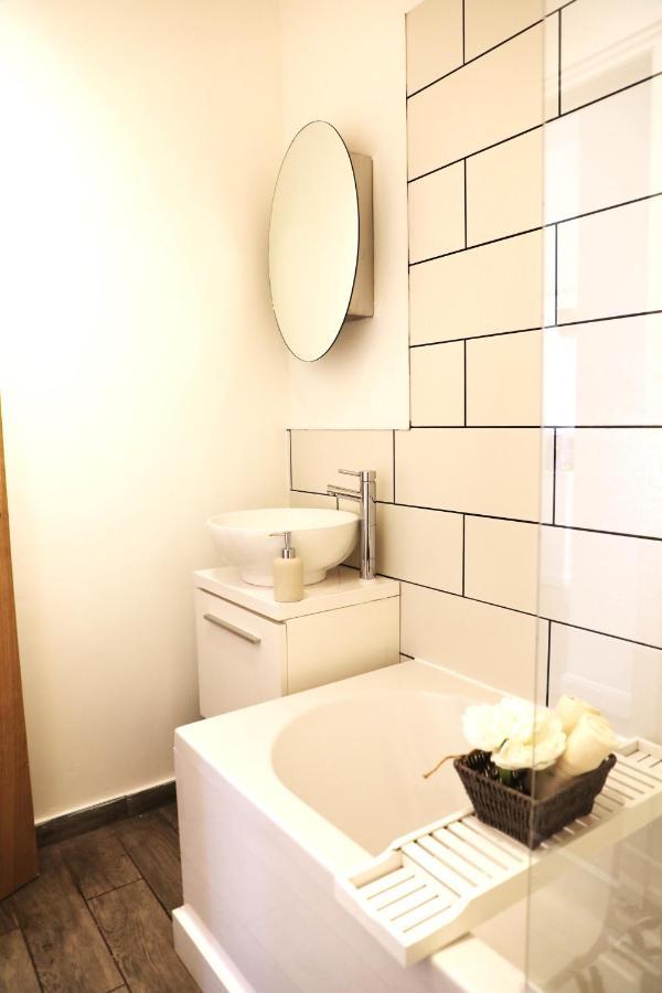 Amprenta Apartment - Gorgeous Interior Designed 1 Bedroom Home Bournemouth Luaran gambar